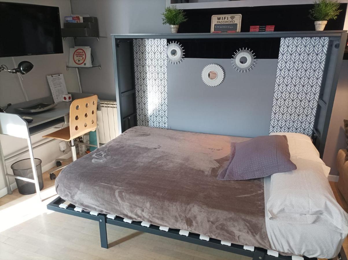 Apartamento San Quirce - Centrico Y Reformado- Wifi Y Netflix Valladolid Exterior photo